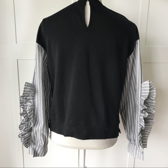 Long Ruffle Poplin Sleeve Cotton Blend Top - Picture 5 of 8